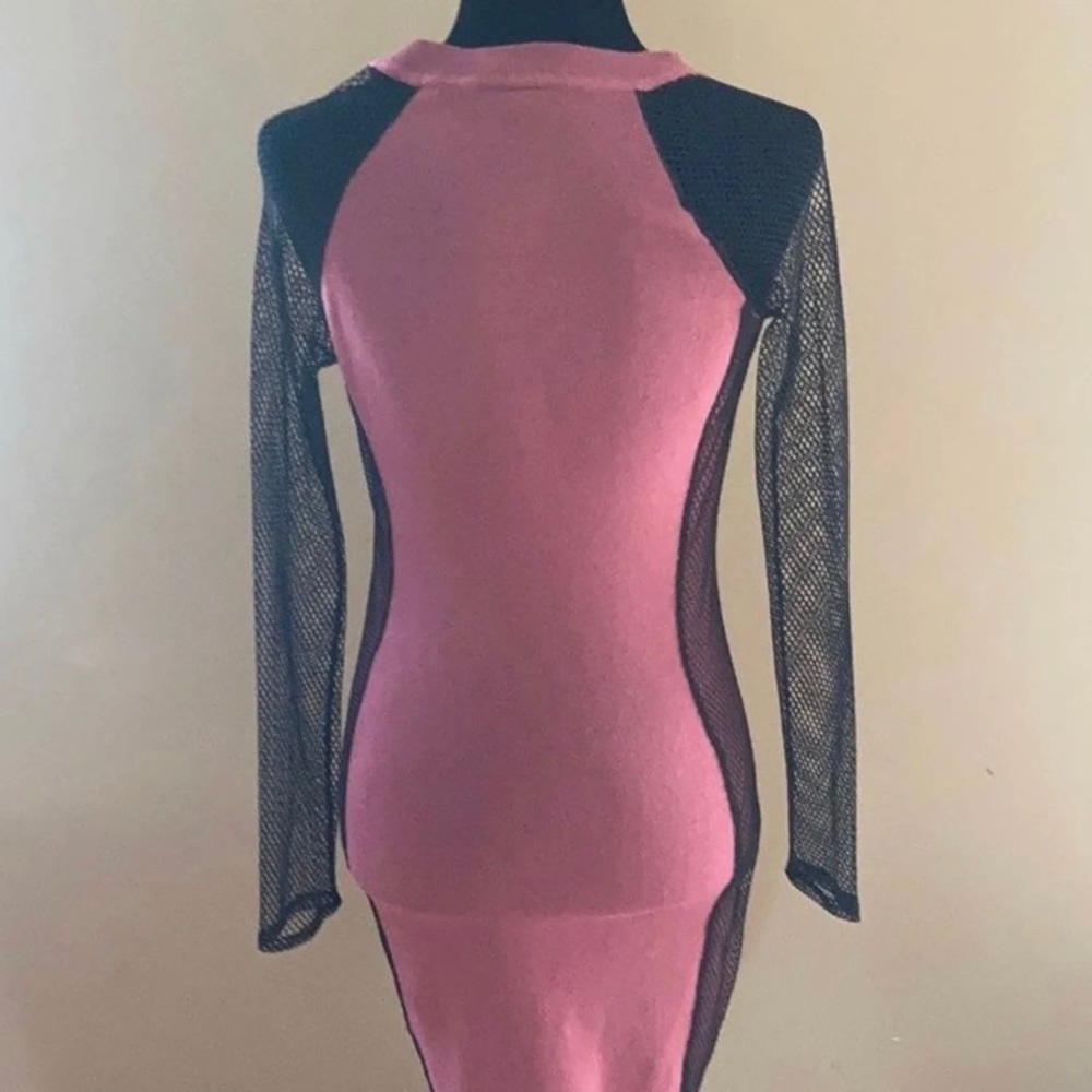 Rosewood Fish Net Long Sleeve Dress - Picture 2 of 9